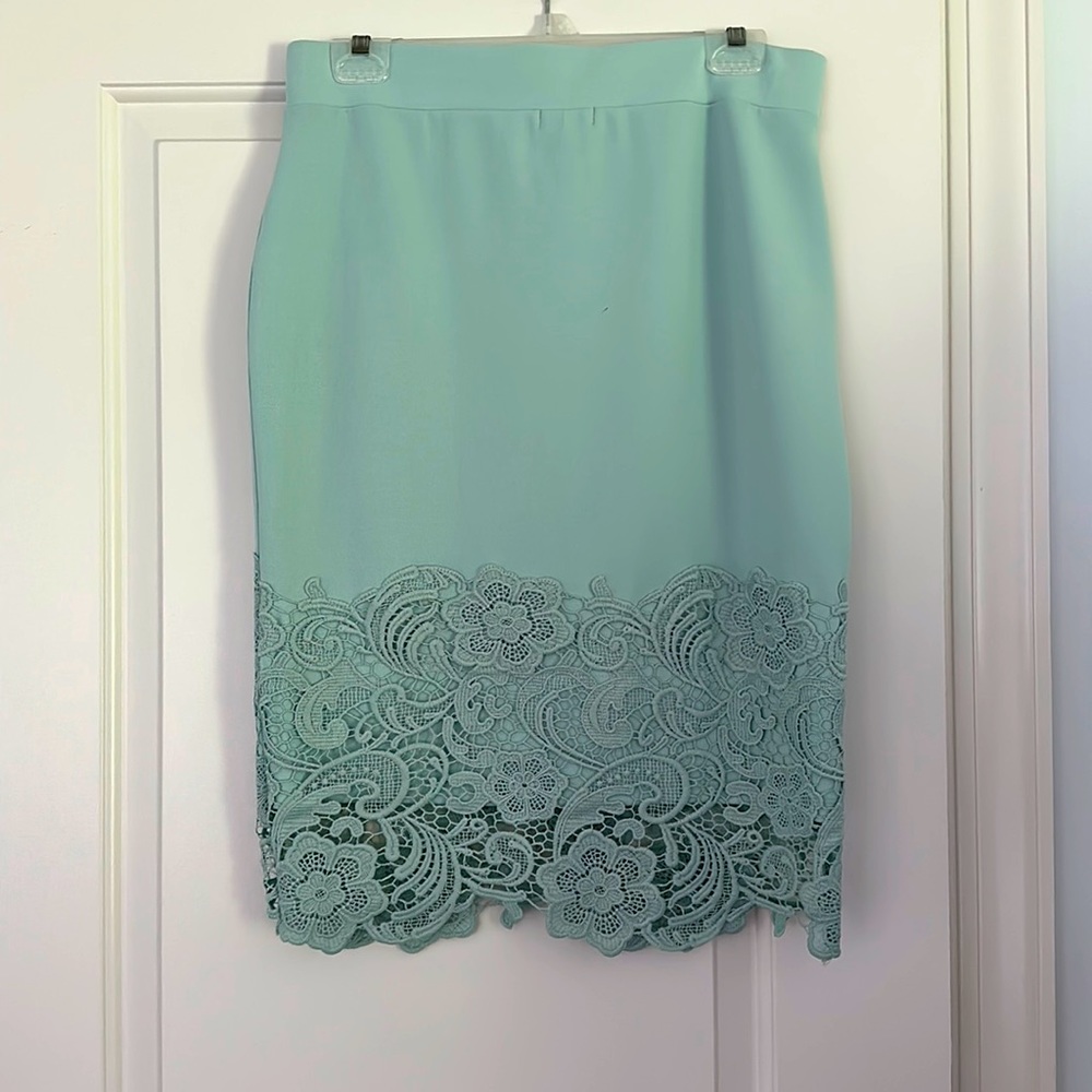 Mint lace Skirt